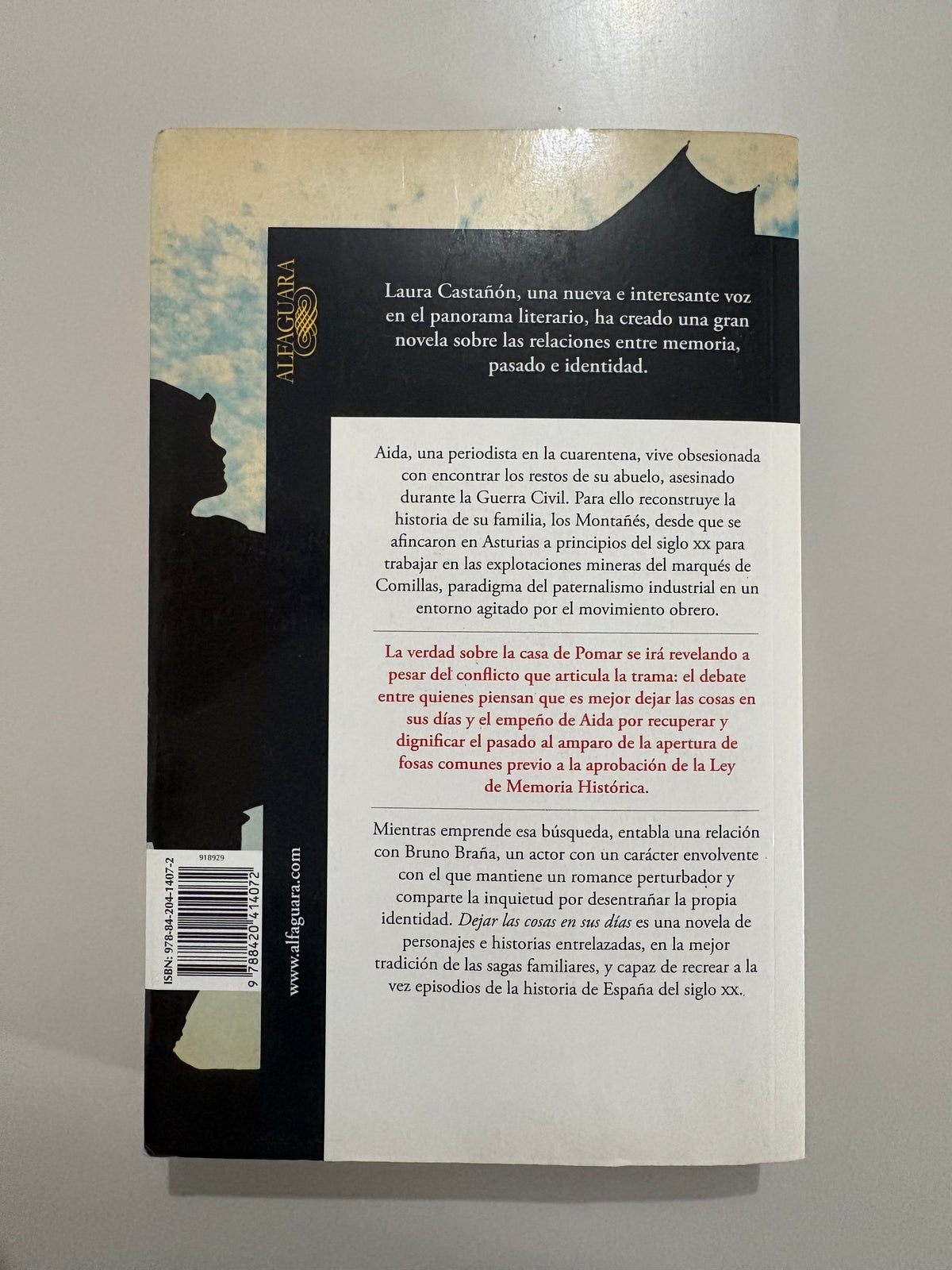 Dejar las cosas en sus días – Laura Castañón