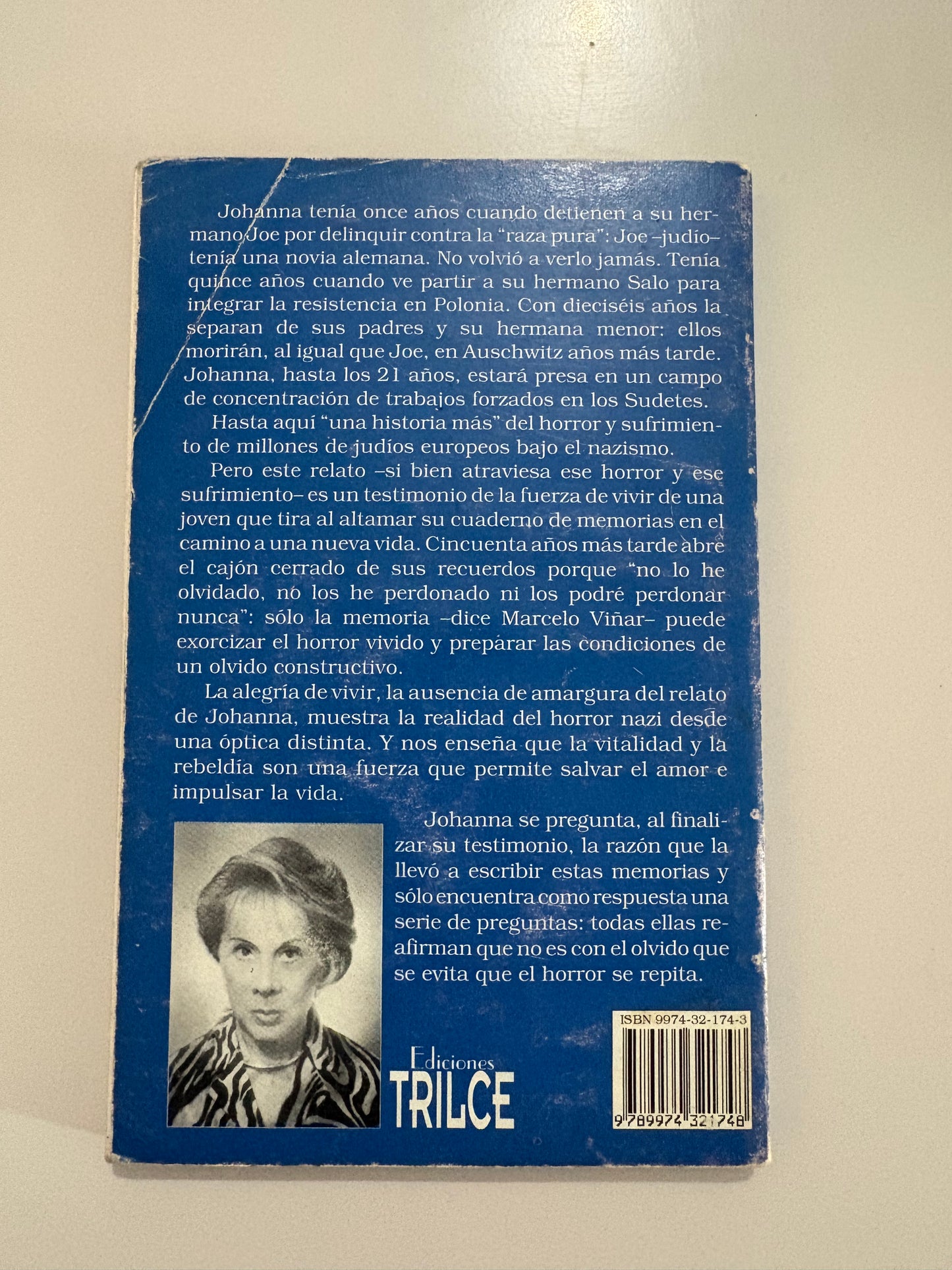 La flor que no coloqué – Johanna V. Spinak