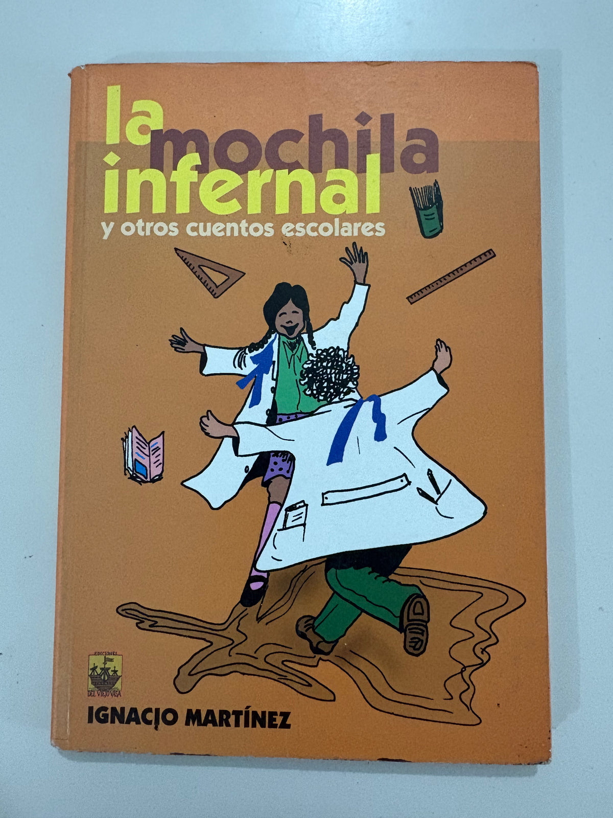 La mochila infernal y otros cuentos escolares – Ignacio Martínez